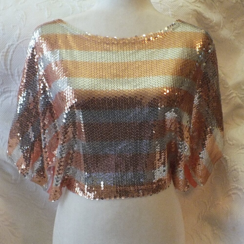 Crop Top Orange and White Sequin Loose Fitting Glamorous T-Shirt Size M